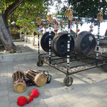 Bild: Musikinstrumente am Strand
