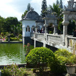Bild:  Wasserpalast von Jung