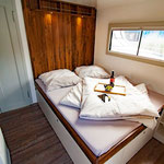 Hausbooturlaub | Hausbootferien | Die Bootschaft | KOMFORT 10 | Doppelbett