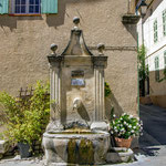 ...nicht alles ist mittelalterlich, ein bisschen Barock ist in Cucuron an vielen Stellen zu finden