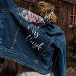 moderne bruid kiest voor spijkerjasje van aim your wedding