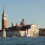 Venezia - Skulptur vor San Giorgio Maggiore