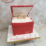 Ringdoosje met ring van fondant