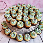 Shrek cupcakes