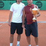 Finalist Julio Peralta (l.) und Turniersieger Mariano Delfino 