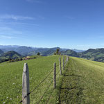 Blickt man zurück, so bietet sich ein wunderschönes Panorama, sogar der Große Priel ist zu sehen