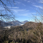 Zu unserer Linken boten sich immer schöne Ausblicke auf die umliegende Bergwelt, hier ist zum Beispiel der Gaisberg zu sehen