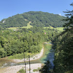 ... der uns zu diesem schönen Aussichtspunkt über die Steyr zum gegenüberliegenden Landsberg führte