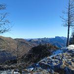  Blick in Richtung Kremsmauer und Falkenmauer