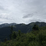 Uns gegenüber war der Gamskogel zu sehen, weiter hinten die Hohe Schrott und der Hochglegt