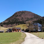  Blick vom Parkplatz auf das Tagesziel