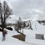 Wir entschieden jedoch, nicht direkt über die Piste aufzusteigen....