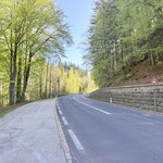 Zu Anfang hieß es, der Bundesstraße ein paar Minuten lang Richtung Passhöhe zu folgen, da man weiter oben nicht parken darf