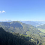 Im Süden der Harting und dahinter eine kleine Spitze des Salberges