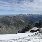 Die Kaiser-Franz Joseph Höhe am höchsten Punkt der Großglockner Hochalpenstraße und der Sandersee