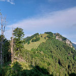 Hinter uns war schon der Schoberstein zu sehen, auch der weitere Weg war schon gut erkennbar