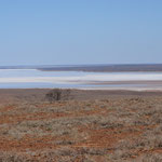 Lac salé sur le trajet