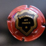 Marque : BOLLINGER N° Lambert : 34a Couleur : Rouge foncé Description : Blason contenant l'inscription "BOLLINGER AY - FRANCE"†† Emplacement : 014-03-03