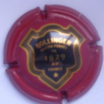 Marque : BOLLINGER N° Lambert : NR Couleur : Bordeaux verso or Description : Blason contenant l'inscription "BOLLINGER MAISON FONDEE EN 1829 AY - FRANCE" Emplacement