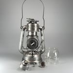 Feuerhand Nr. 225 Medium - The Loveland Lantern Collection