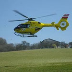 Der Notarzthubschrauber brachte den Verletzten ins KH St. Pölten.