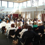 Ein gut besuchtes Musikschulkonzert im Turnsaal des Bürgerzentrum.