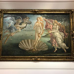 Birth of Venus, Galleria degli Uffizi. 