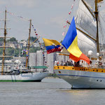 same colours, Columbia & Rumania
