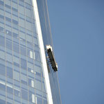 die Fensterputzer am vorigen Bild gesehen / did you spot the cleaner on the last picture