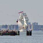 Sie trägt den Beinamen "La Dama Blanca" (Die weiße Dame).