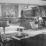 the set of 'Lady In A Jam'