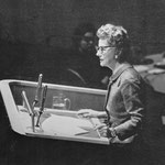 10.04.1957 - delivering a speech at the United Nations