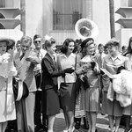 August 27, departure for a war bond tour with Greer Garson, Ronald Coleman, Heddy Lamarr, Joan Leslie, Virginia Gilmore and Lynn Bari