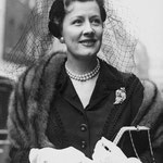 1950 May outside the Claridge's Hotel