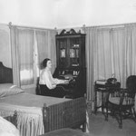 1932 - at home in Beverly Hills