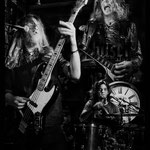 ©[asp]   Music moves - rock / RED MACHETE
