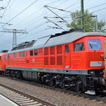 Nachschuss, 232 635-3 als Wagen am 11.08.2017 – 145 043-6 beförderte den Zug