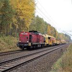 203 007 mit Bauzug Richtung Seddin – Borne km 72,4 am 24.10.2012