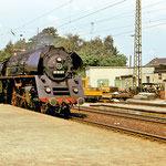 1982 setzte das Bw Güsten 01 1512-1 und die BR 41 im Langlauf von Sangerhausen überGüsten, Köthen, Dessau nach Lu Wittenberg ein. Hier 01 1512-1 Einfahrt in Rosslau.