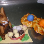 Marzipanhase und Hefegebäck