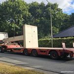 Ein weiterer Stützpfeiler wird angeliefert © FF-Duhnen-Stickenbüttel