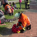 Erstbetreuung der Verletzten © Freiwillige Feuerwehr Cuxhaven-Duhnen