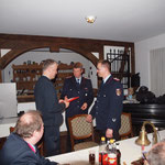 Dank an Martin Brütt für seine Arbeit als ehemals Stellvertretender Ortsbrandmeister © Freiwillige Feuerwehr Cuxhaven-Duhnen