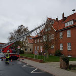 Das Material wird geborgen © Freiwillige Feuerwehr Cuxhaven-Duhnen