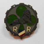 insigne 521°RR .    fabrication local, insigne cousue au depard puis  epingle rajoutée      Prix: 70 euros