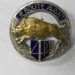 insigne 4° dragons porté  , sans fabricant   prix : 17 euros 