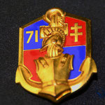 insigne 71° bataillon de genie , arthus Bertrand 40 rue de rennes prix :10 euros M