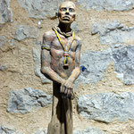 Loli Garcia peinture - Picaflor sculpture