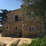 Villa von der Seite