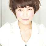 Short バング　…2014春スタイル、短めのバングにノーブルカラーをON、お肌の白さが際立つカラーです♪　　　　　　hair make photo 担当 望月堅造